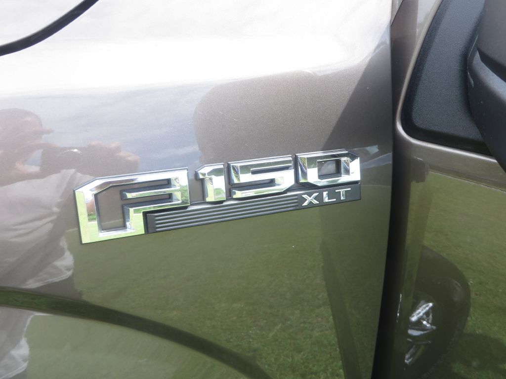 Photo 11 of this FORD F150