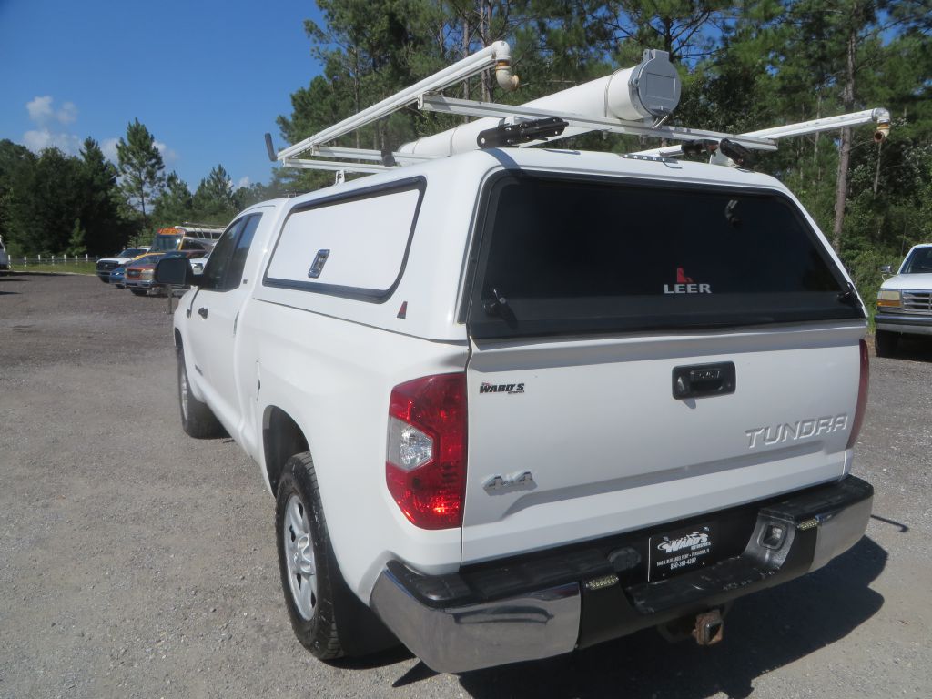Photo 8 of this TOYOTA TUNDRA