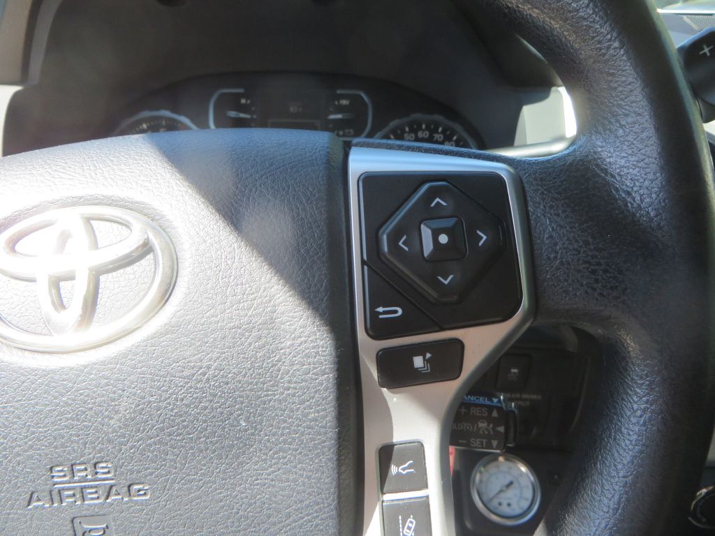 Photo 18 of this TOYOTA TUNDRA