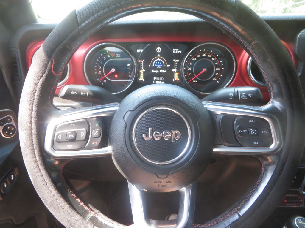 Photo 15 of this JEEP GLADIATOR