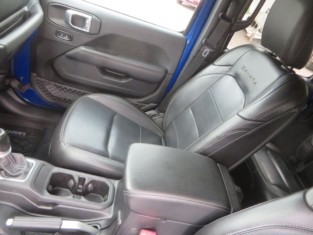 Photo 20 of this JEEP WRANGLER UNLIMI