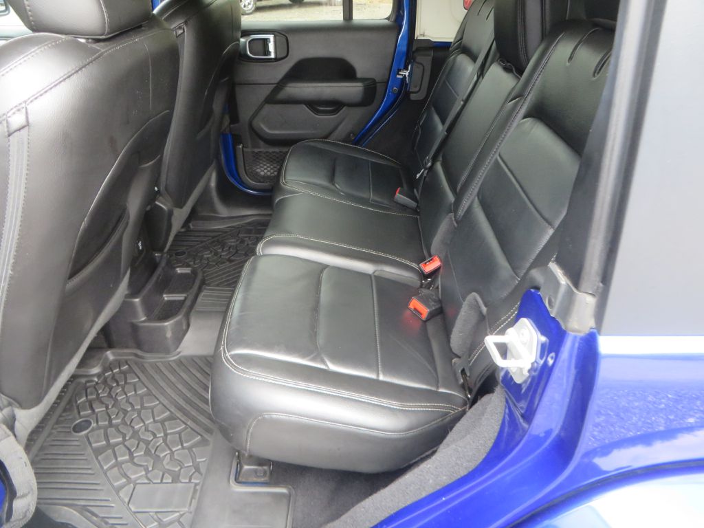 Photo 21 of this JEEP WRANGLER UNLIMI