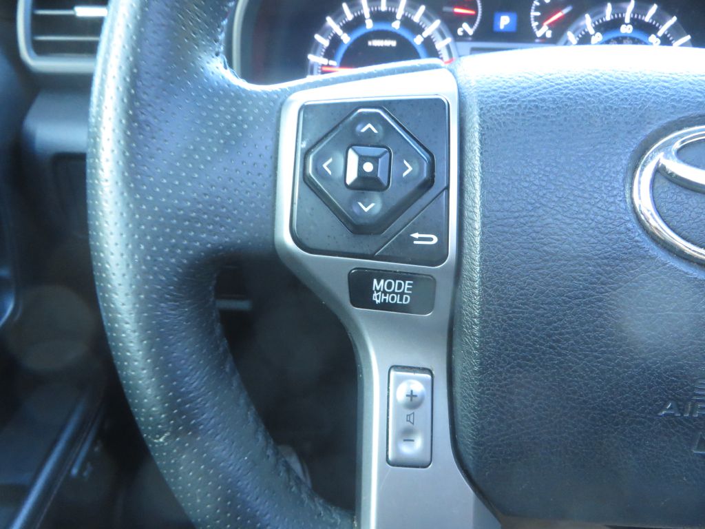 Photo 18 of this TOYOTA 4RUNNER
