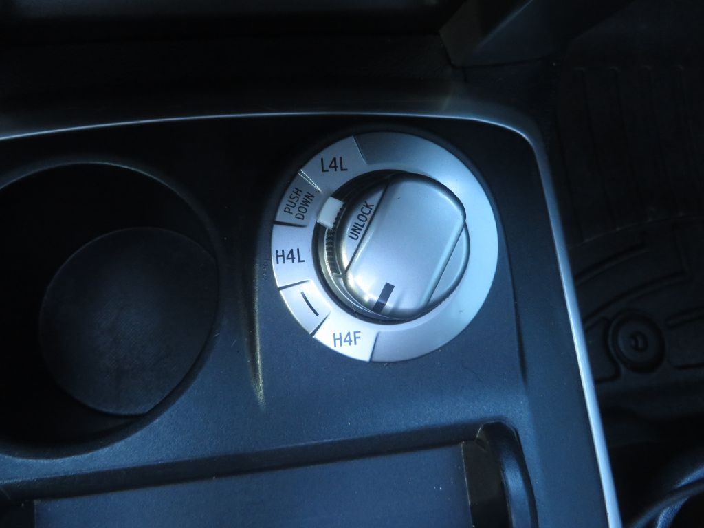 Photo 22 of this TOYOTA 4RUNNER