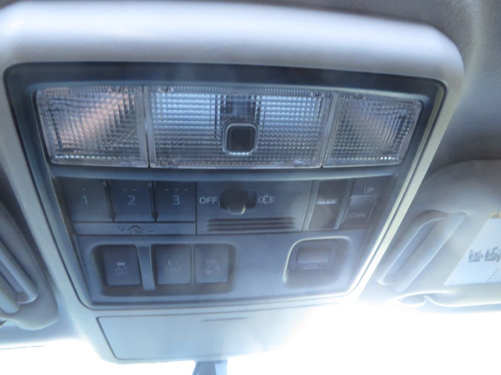 Photo 25 of this TOYOTA 4RUNNER
