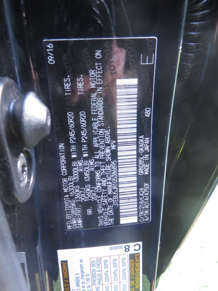 Photo 31 of this TOYOTA 4RUNNER
