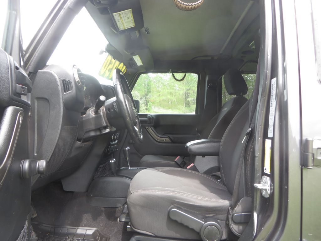 Photo 9 of this JEEP WRANGLER UNLIMI