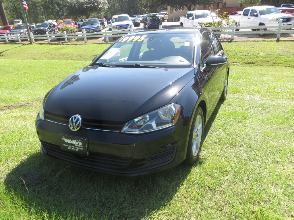Photo 2 of this VOLKSWAGEN GOLF