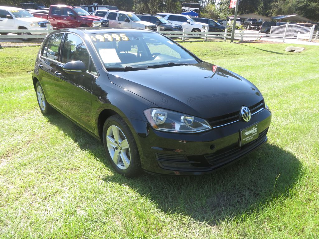 Photo 4 of this VOLKSWAGEN GOLF