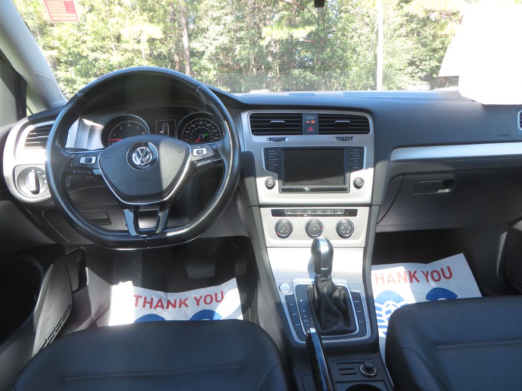 Photo 10 of this VOLKSWAGEN GOLF