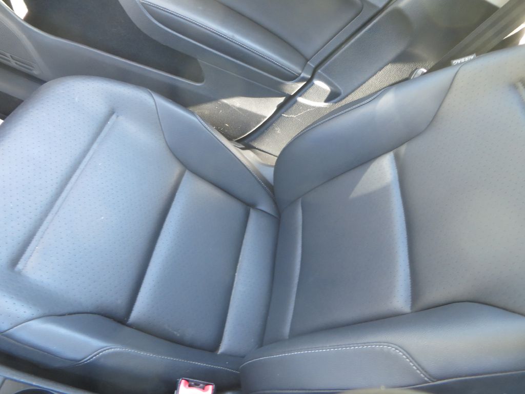 Photo 18 of this VOLKSWAGEN GOLF