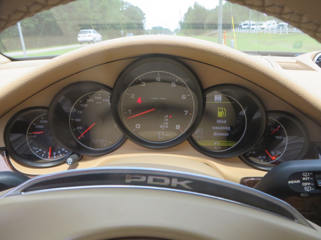 Photo 17 of this PORSCHE PANAMERA