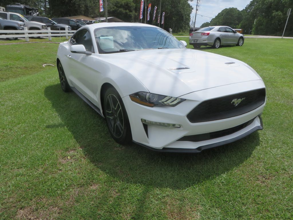 Photo 4 of this FORD MUSTANG