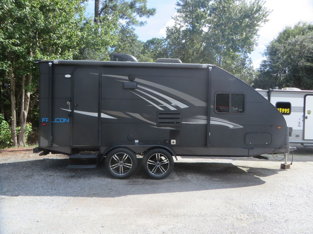 2018 TRAVEL LITE FALCON