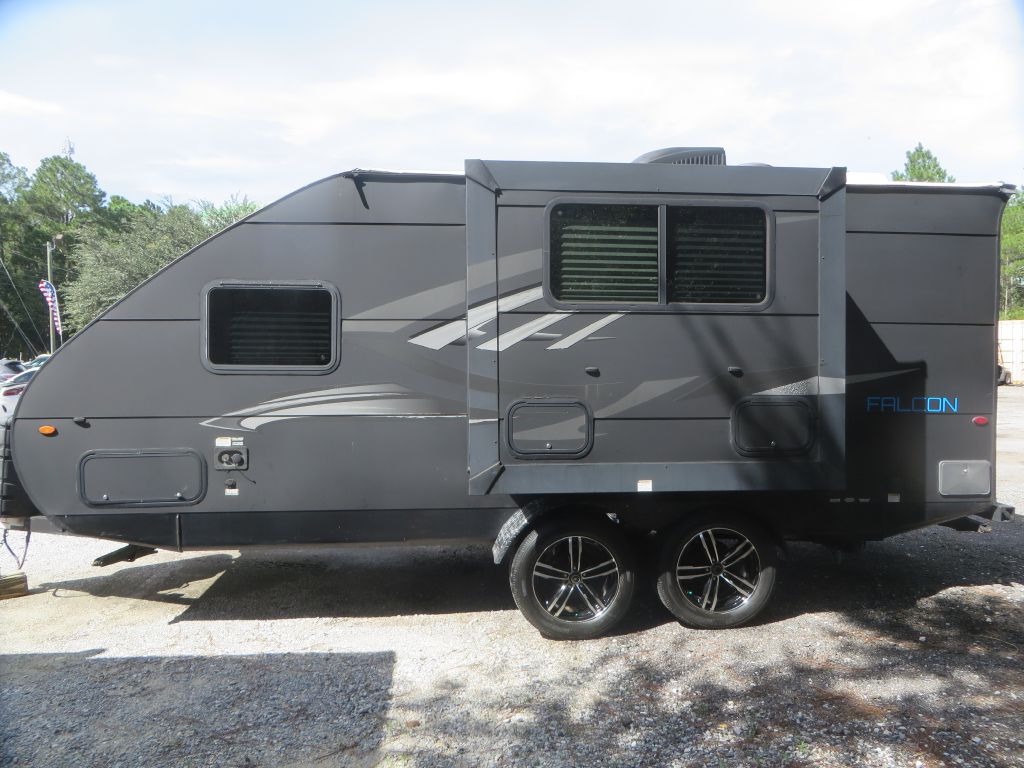 Photo 3 of this TRAVEL LITE FALCON