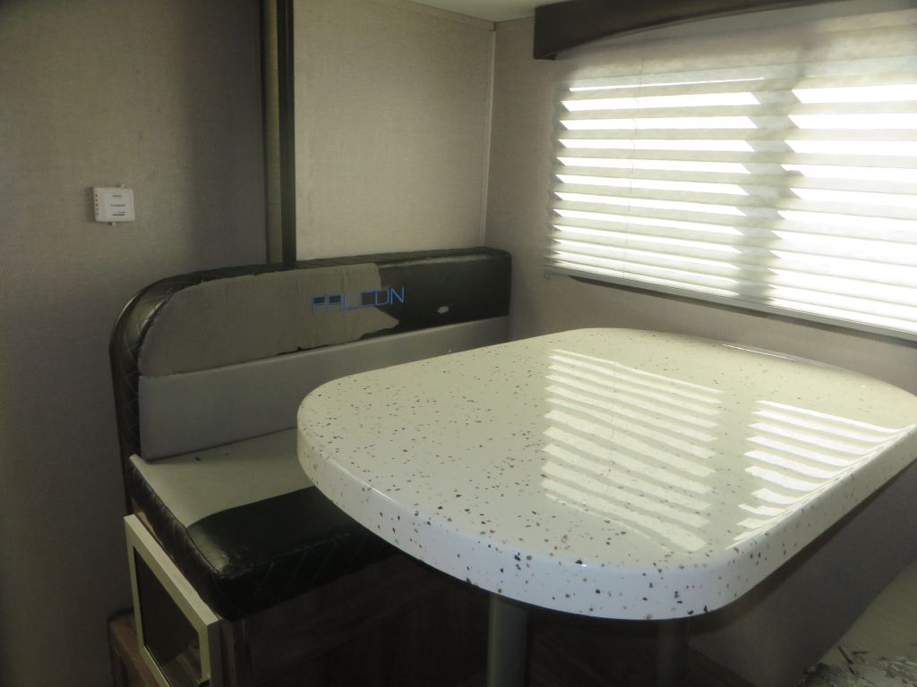 Photo 9 of this TRAVEL LITE FALCON