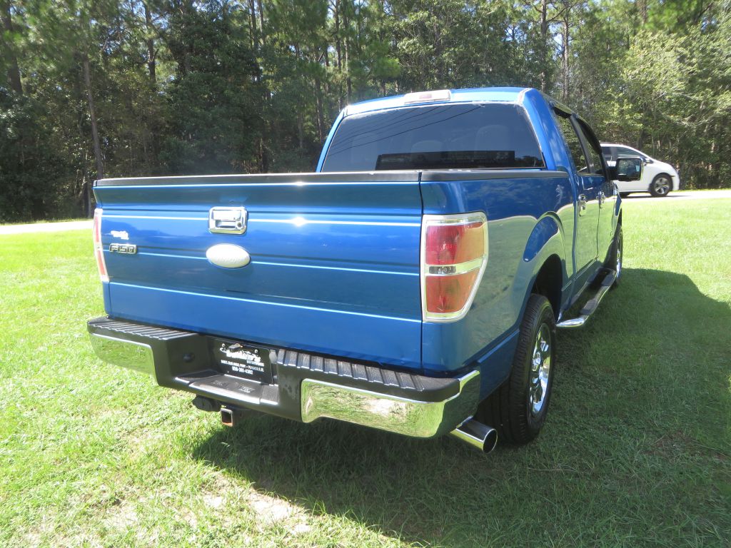 Photo 6 of this FORD F150
