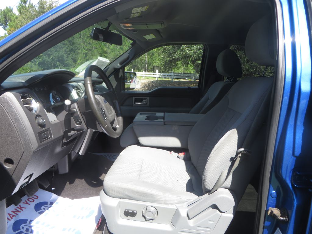 Photo 11 of this FORD F150