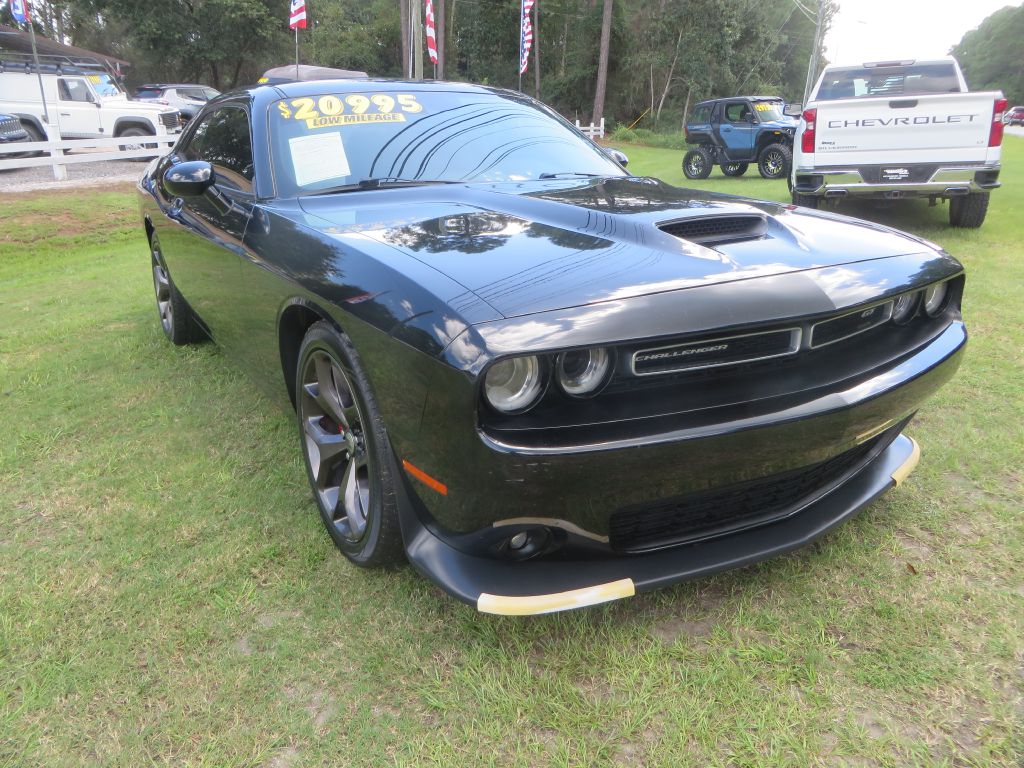 Photo 4 of this DODGE CHALLENGER