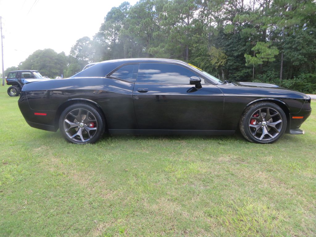 Photo 5 of this DODGE CHALLENGER