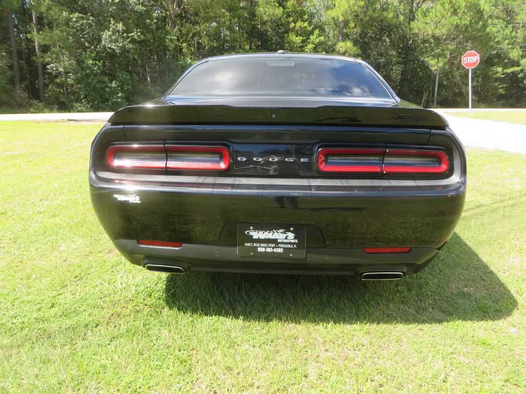 Photo 7 of this DODGE CHALLENGER
