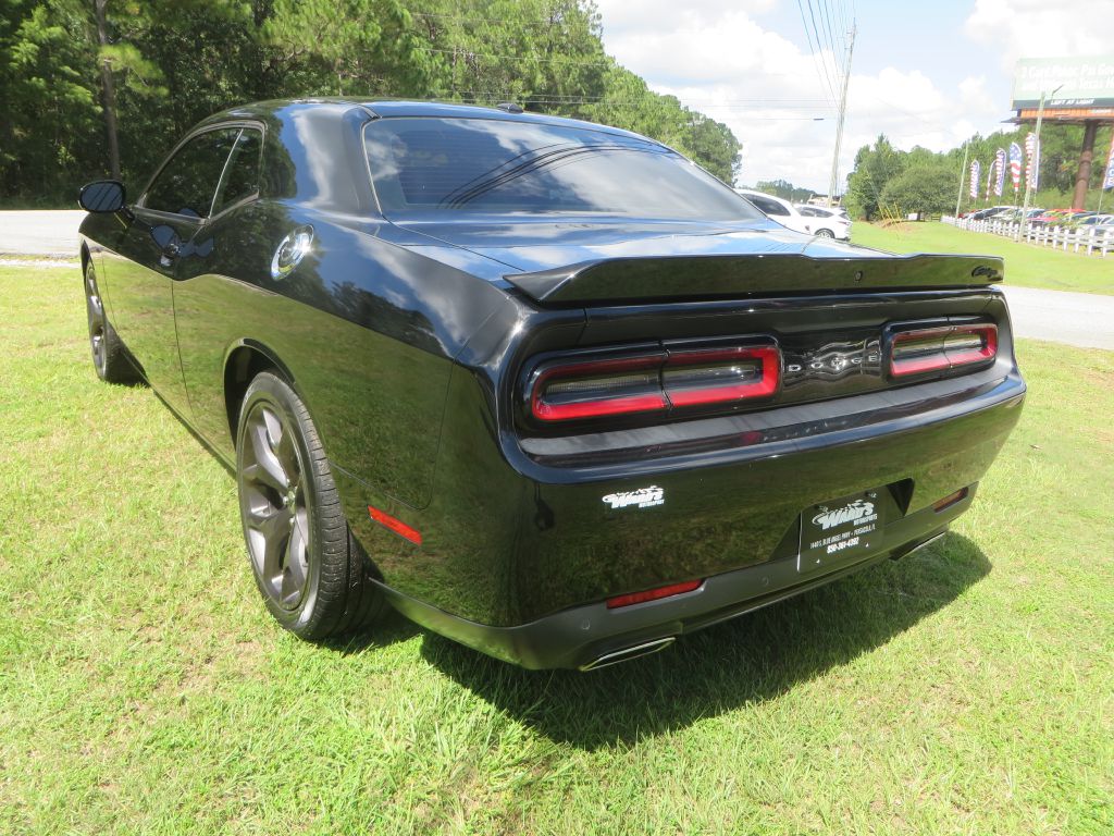Photo 8 of this DODGE CHALLENGER