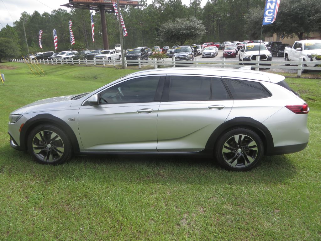 2018 BUICK REGAL TOURX