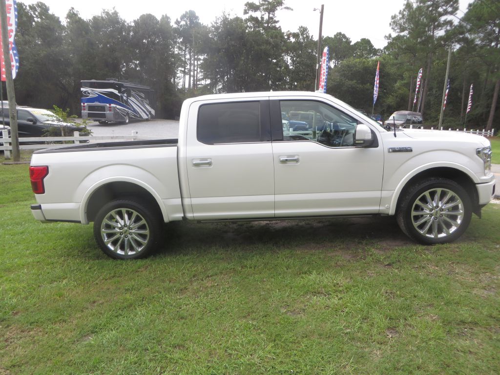 Photo 5 of this FORD F150