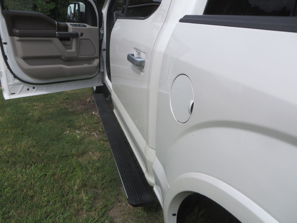 Photo 12 of this FORD F150