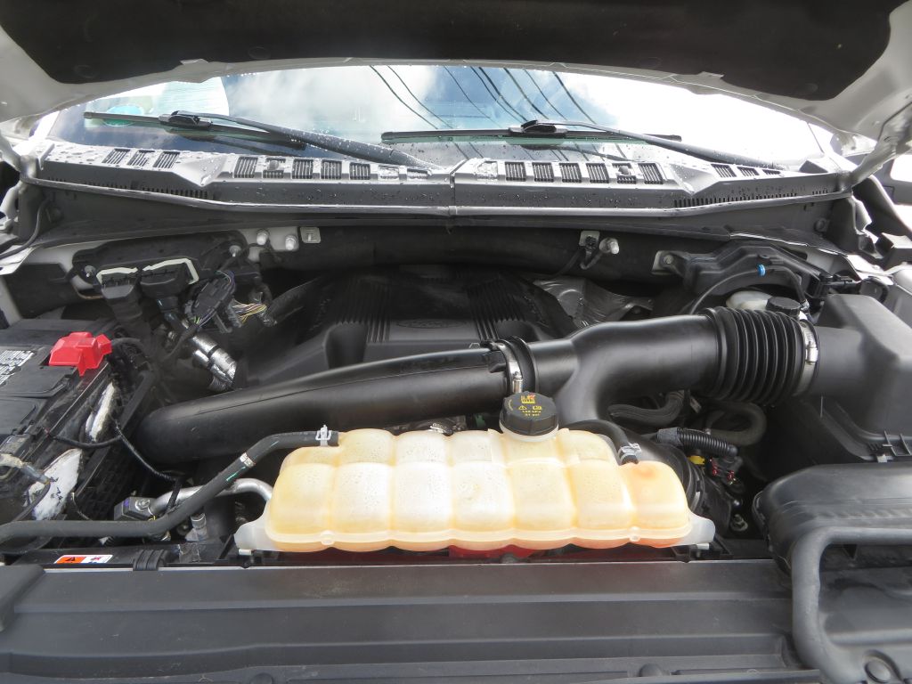 Photo 35 of this FORD F150