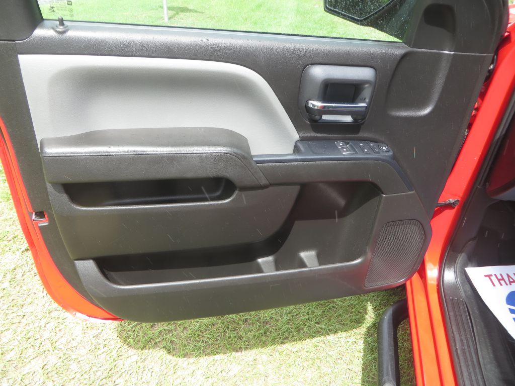 Photo 12 of this CHEVROLET SILVERADO 1500