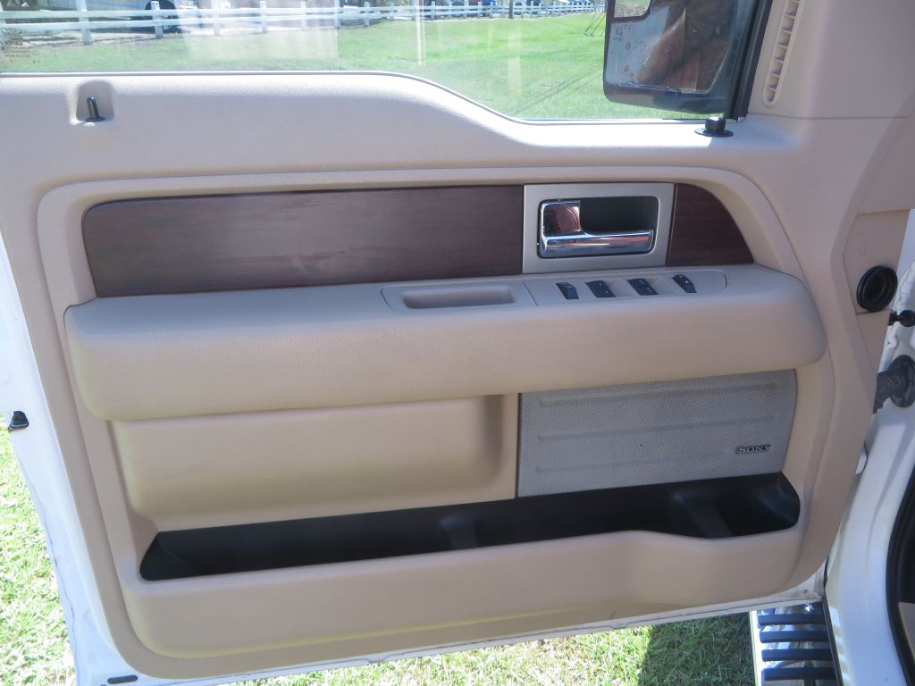Photo 12 of this FORD F150