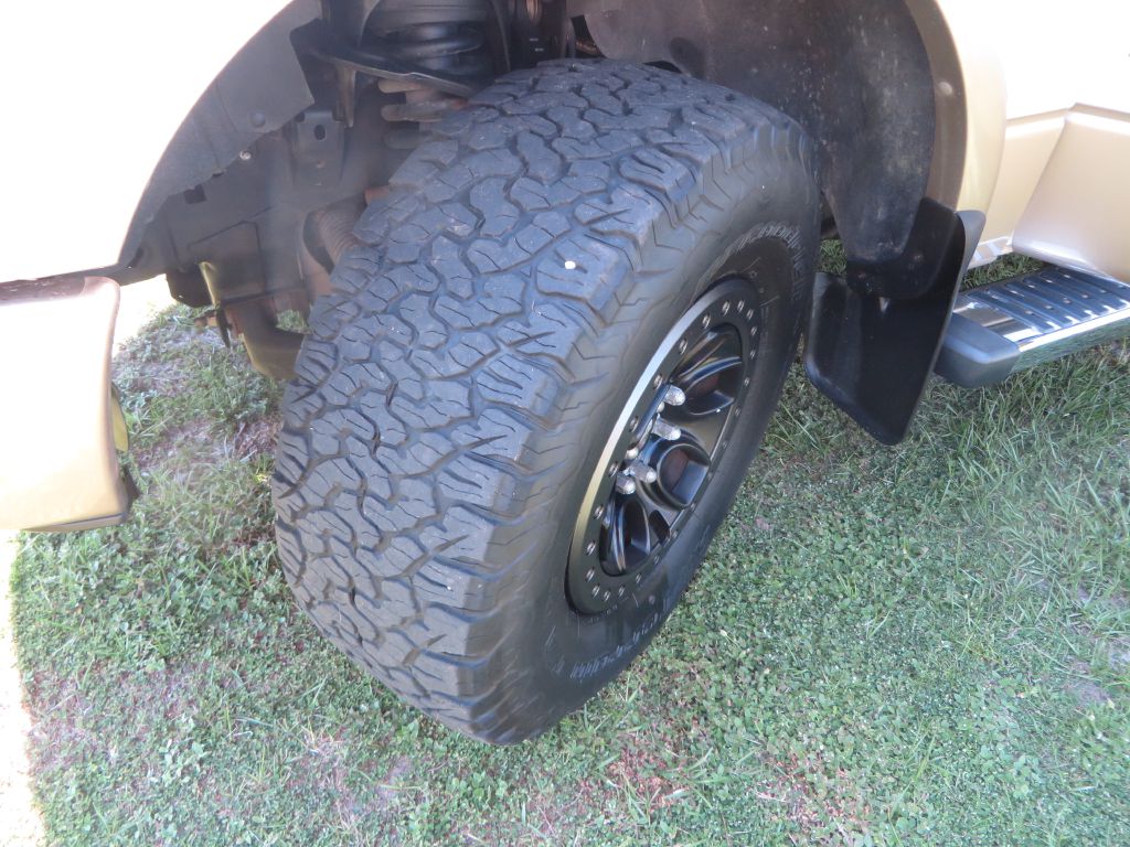 Photo 32 of this FORD F150