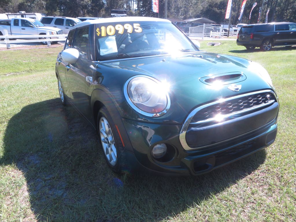 Photo 4 of this MINI COOPER