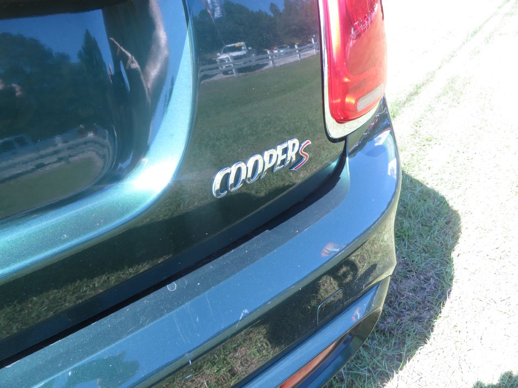 Photo 9 of this MINI COOPER