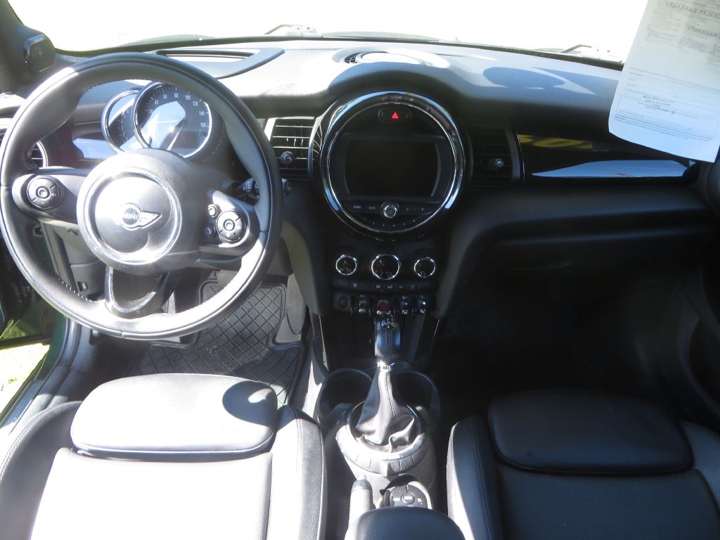 Photo 12 of this MINI COOPER
