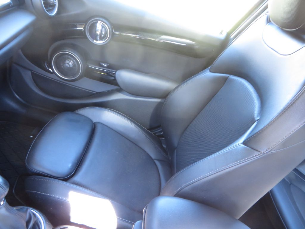 Photo 23 of this MINI COOPER