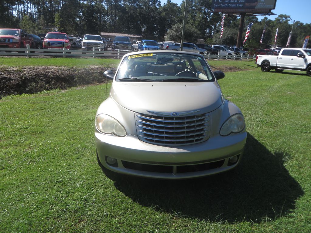 Photo 3 of this CHRYSLER PT CRUISER