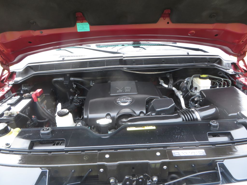 Photo 33 of this NISSAN TITAN