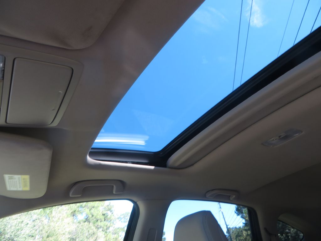 Photo 21 of this HONDA CR-V