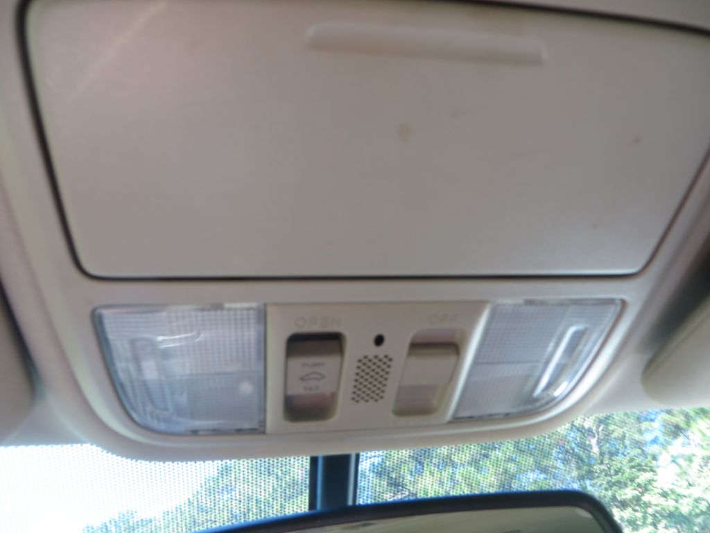Photo 22 of this HONDA CR-V