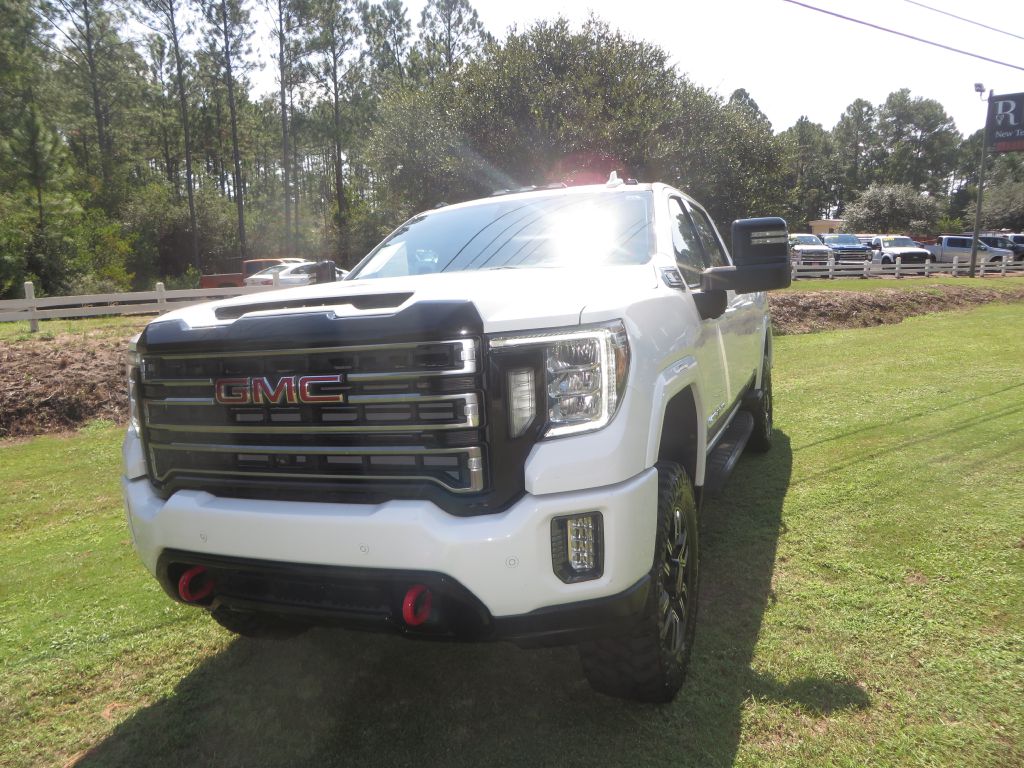 Photo 2 of this GMC SIERRA