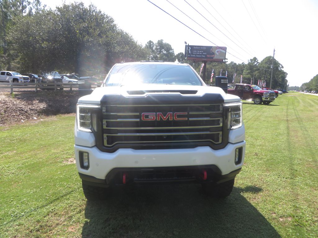 Photo 3 of this GMC SIERRA