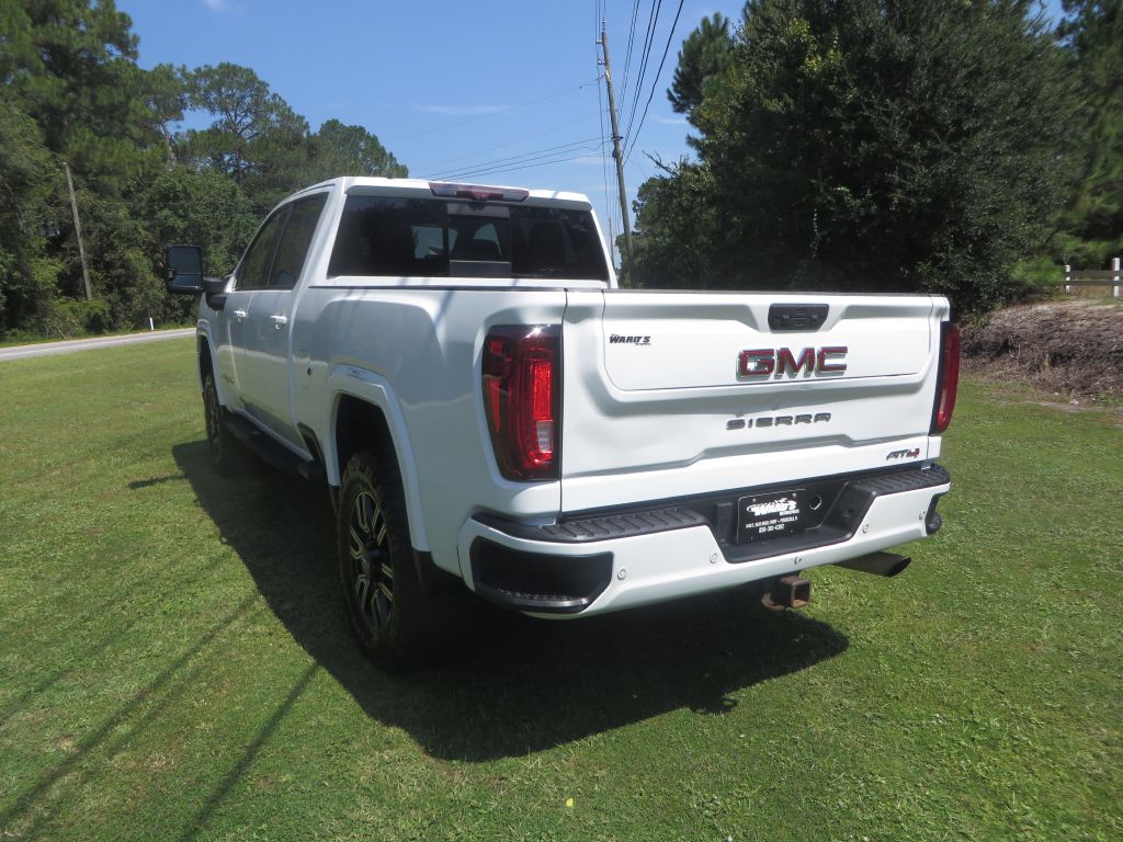 Photo 8 of this GMC SIERRA