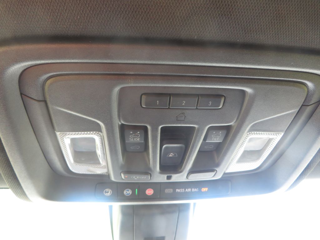 Photo 21 of this GMC SIERRA