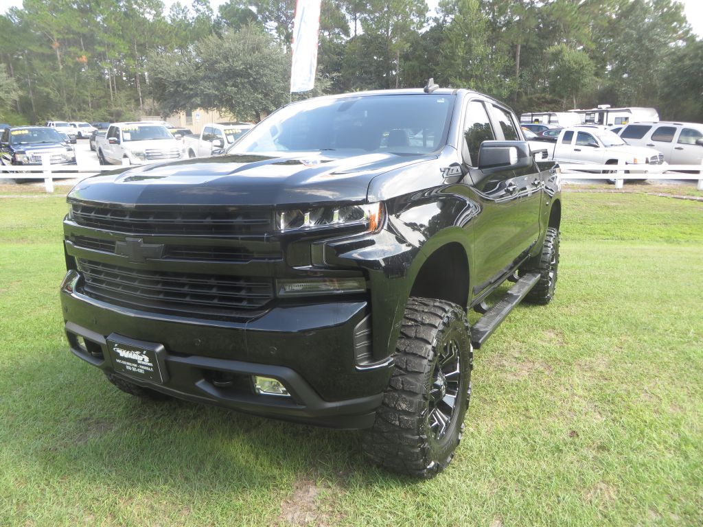 Photo 2 of this CHEVROLET SILVERADO LTD 1