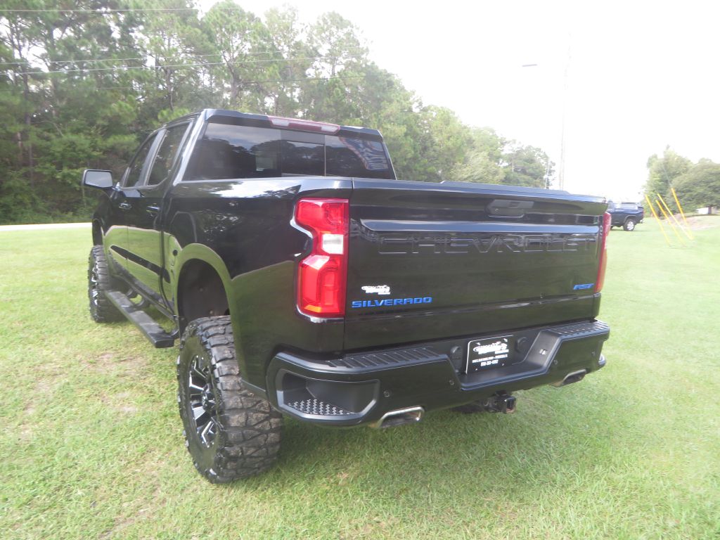 Photo 8 of this CHEVROLET SILVERADO LTD 1