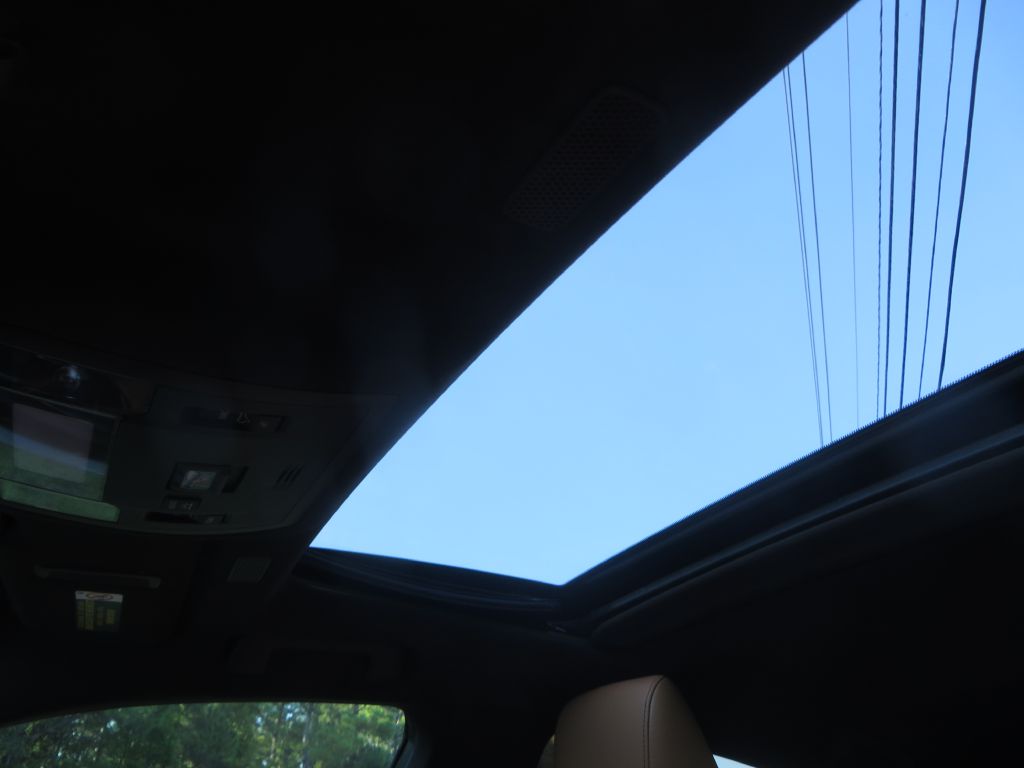Photo 22 of this LEXUS ES