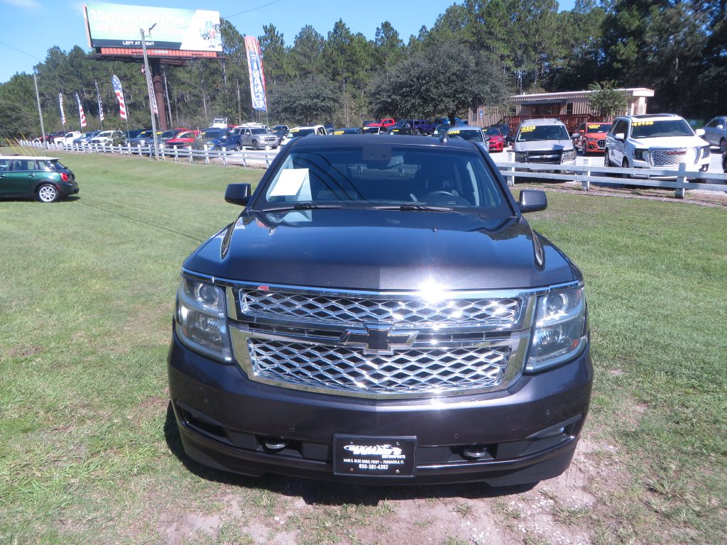 Photo 3 of this CHEVROLET SUBURBAN