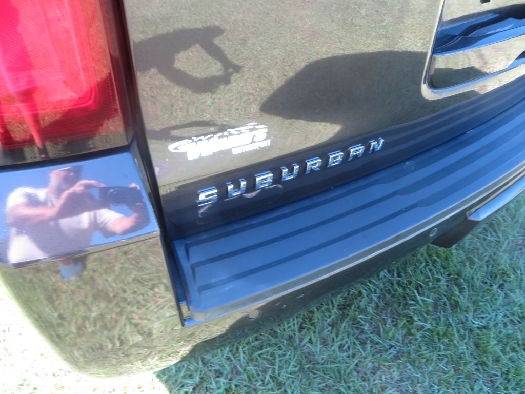 Photo 9 of this CHEVROLET SUBURBAN